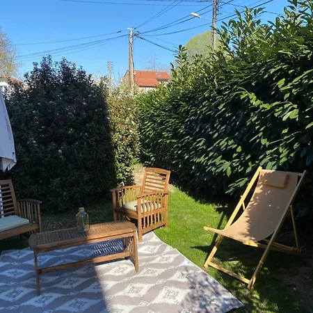 Le Cocon - Proche Gare Avec Jardinet - 2 Adultes Et 1 Bebe * Bois-le-Roi (Seine-et-Marne)